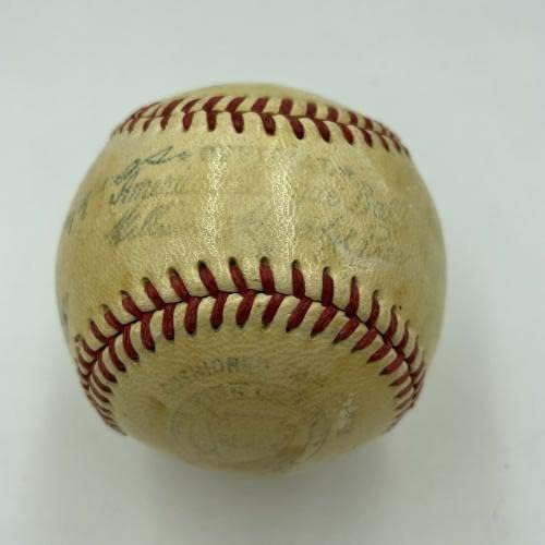 Използвани бейзболни топки Световните серии 1952 г. С автографи на съдиите Янкис Доджърс, JSA COA - MLB, Използвани от бейзболни топки с автографи