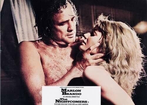 The Nightcomers 1971 снимка Марлона Брандо и Стефани Бичем с голи гърди 5x7