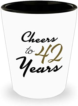 Чаша за 42-ри рожден ден - Подаръци за Рожден Ден, за 42-годишните жени - Уникална чаша за Нея, съпруга, майка,