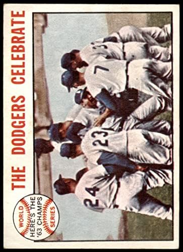 1964 Topps 140 The Dodgers Celebrate - Резултати от световните серии Лос Анджелис / Ню Йорк Доджърс / Янкис