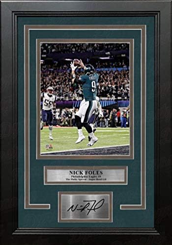 Футболна снимка на Ника Фоулза Филаделфия Special Philadelphia Eagles с Размери 8 x 10 см в рамка с Надпис Автограф